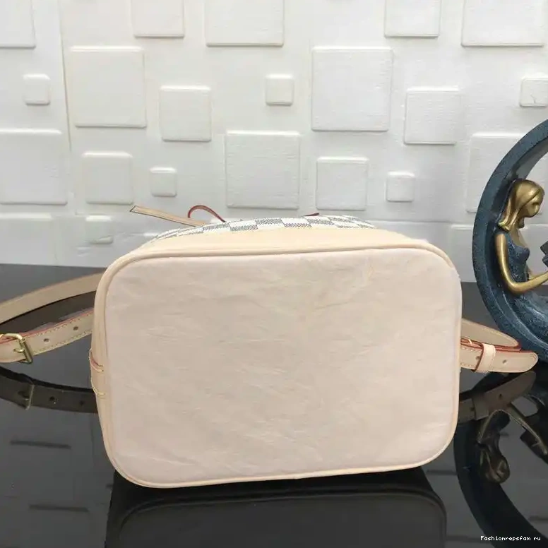 Fashionreps 19T1L0229 LV Bags 0528